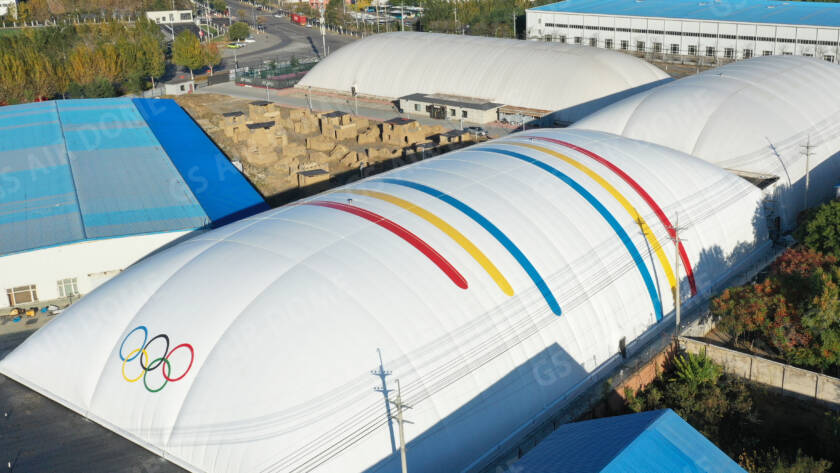 القبب الهوائية للجامعات والأندية والأكاديميات — دراسة جدوى 2025 | ProYard AirDom